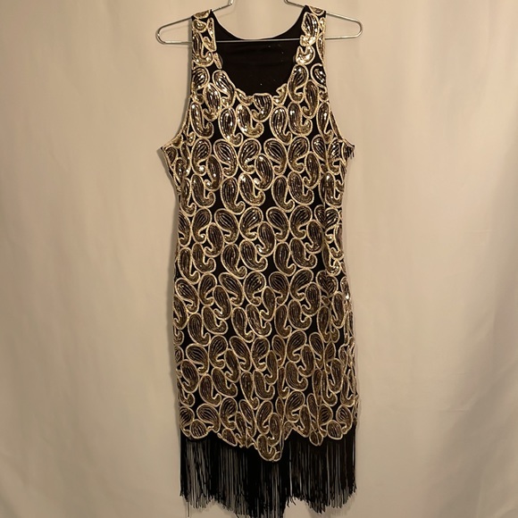 Flapper Gatsby Party Dress – Black & Gold Paisley - Picture 8 of 10
